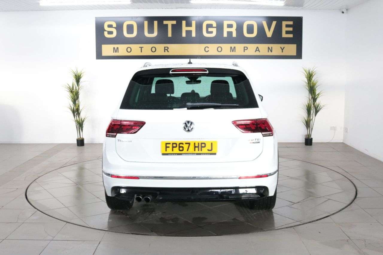 2017 VOLKSWAGEN TIGUAN 2017 VOLKSWAGEN TIGUAN