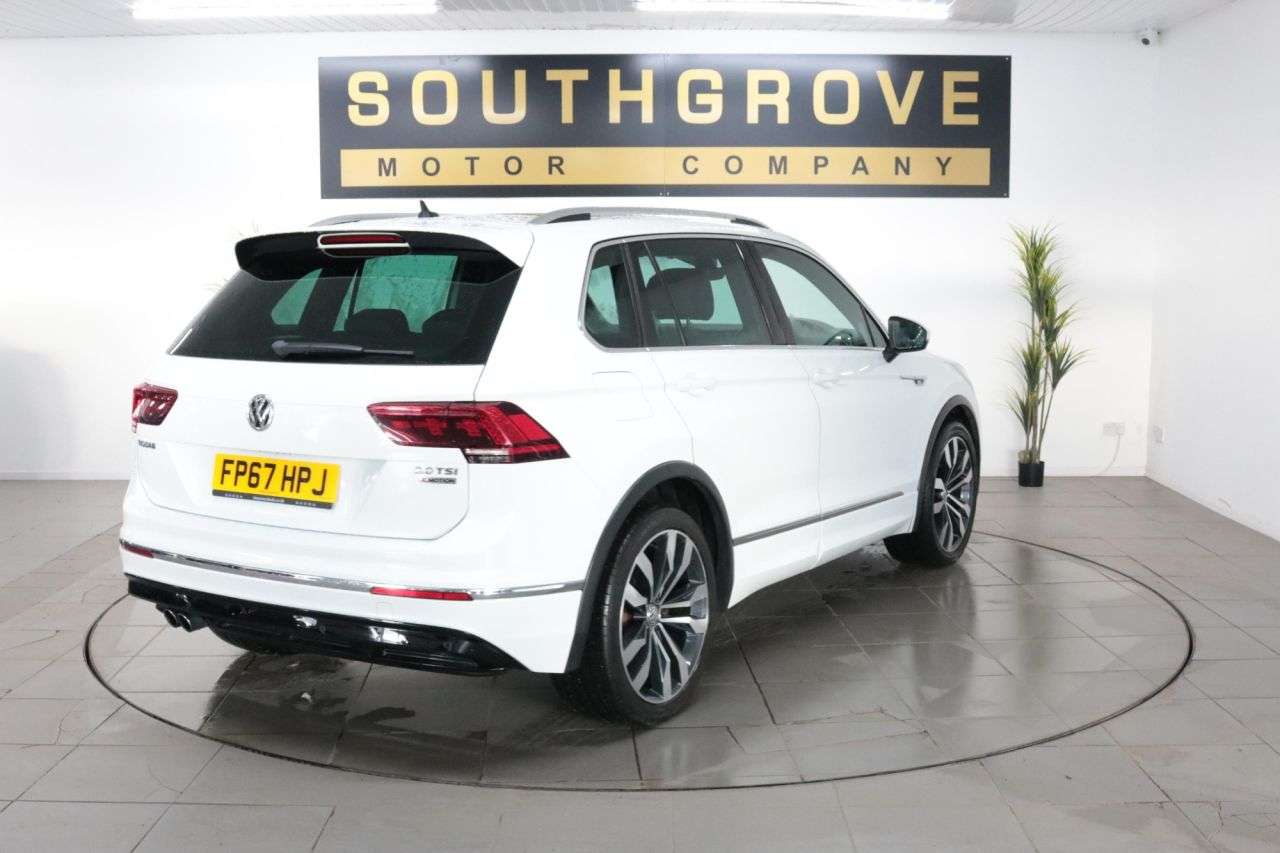 2017 VOLKSWAGEN TIGUAN 2017 VOLKSWAGEN TIGUAN