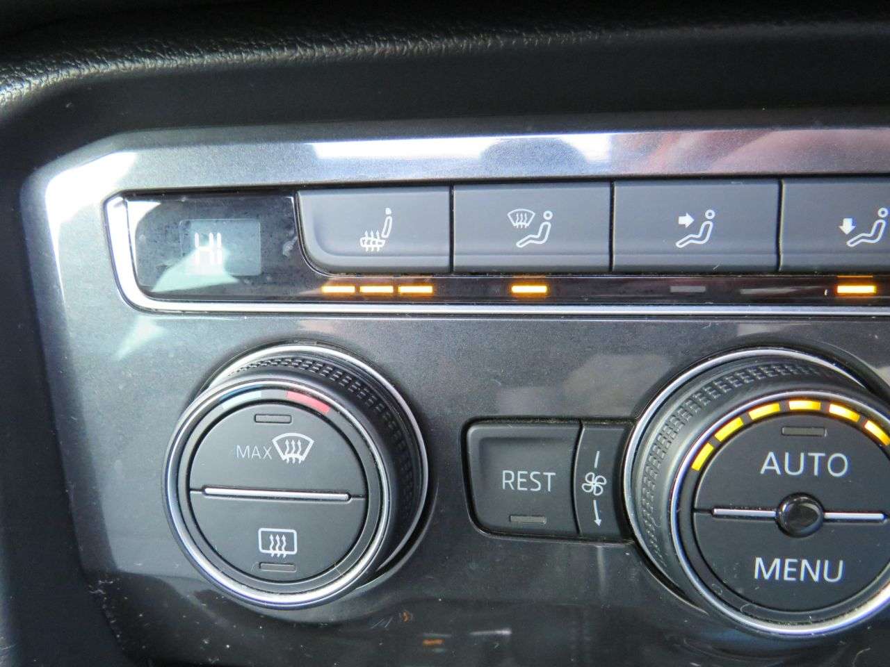 2017 VOLKSWAGEN TIGUAN 2017 VOLKSWAGEN TIGUAN