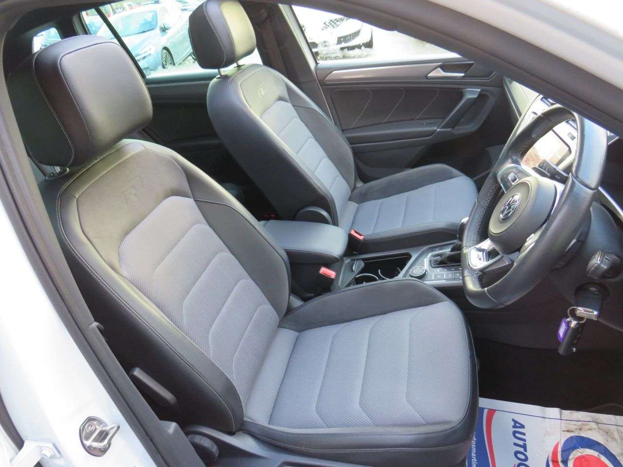 2017 VOLKSWAGEN TIGUAN 2017 VOLKSWAGEN TIGUAN