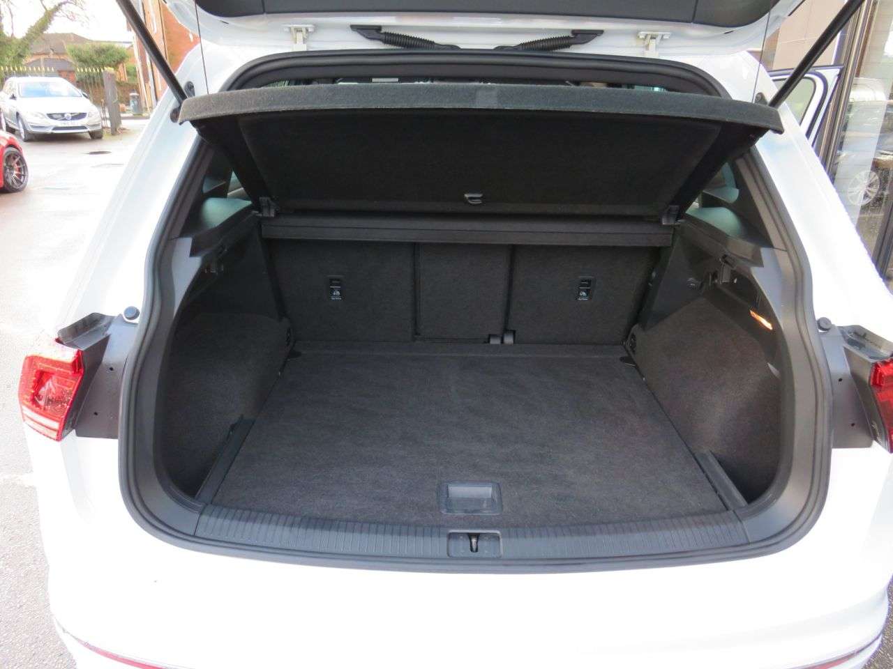 2017 VOLKSWAGEN TIGUAN 2017 VOLKSWAGEN TIGUAN