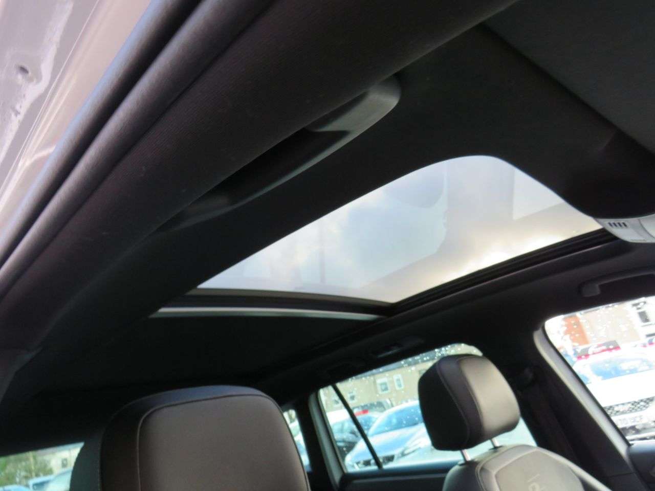 2017 VOLKSWAGEN TIGUAN 2017 VOLKSWAGEN TIGUAN