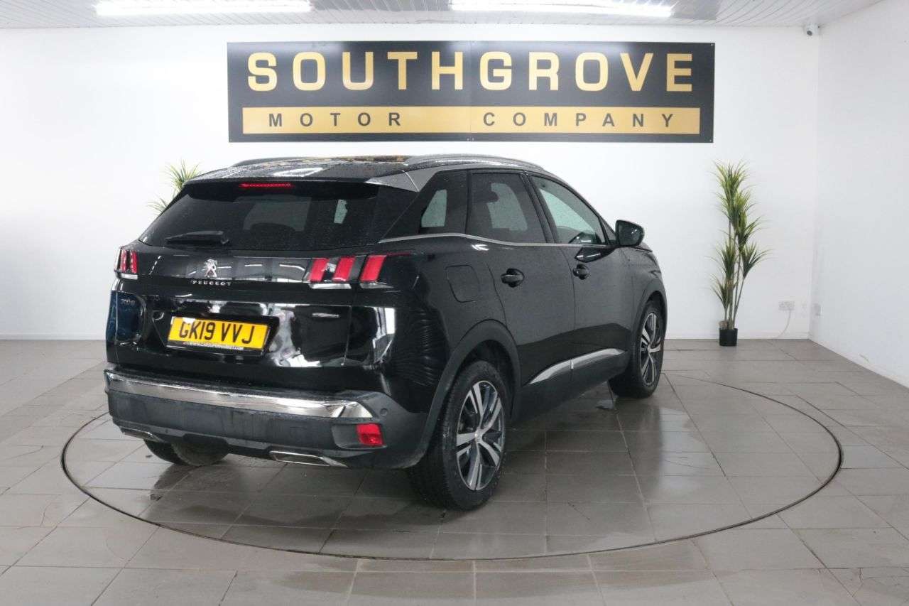 2019 PEUGEOT 3008 2019 PEUGEOT 3008