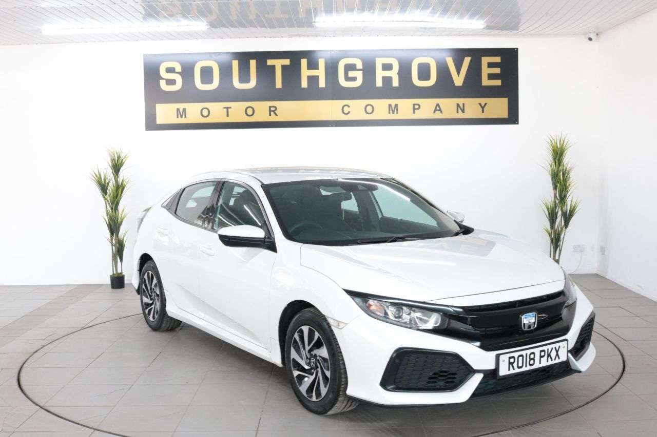 A 2018 HONDA CIVIC 1.0 VTEC Turbo SE Hatchback 5dr Petrol CVT Euro 6 (s/s) (126 ps) A 2018 HONDA CIVIC 1.0 VTEC Turbo SE Hatchback 5dr Petrol CVT Euro 6 (s/s) (126 ps)