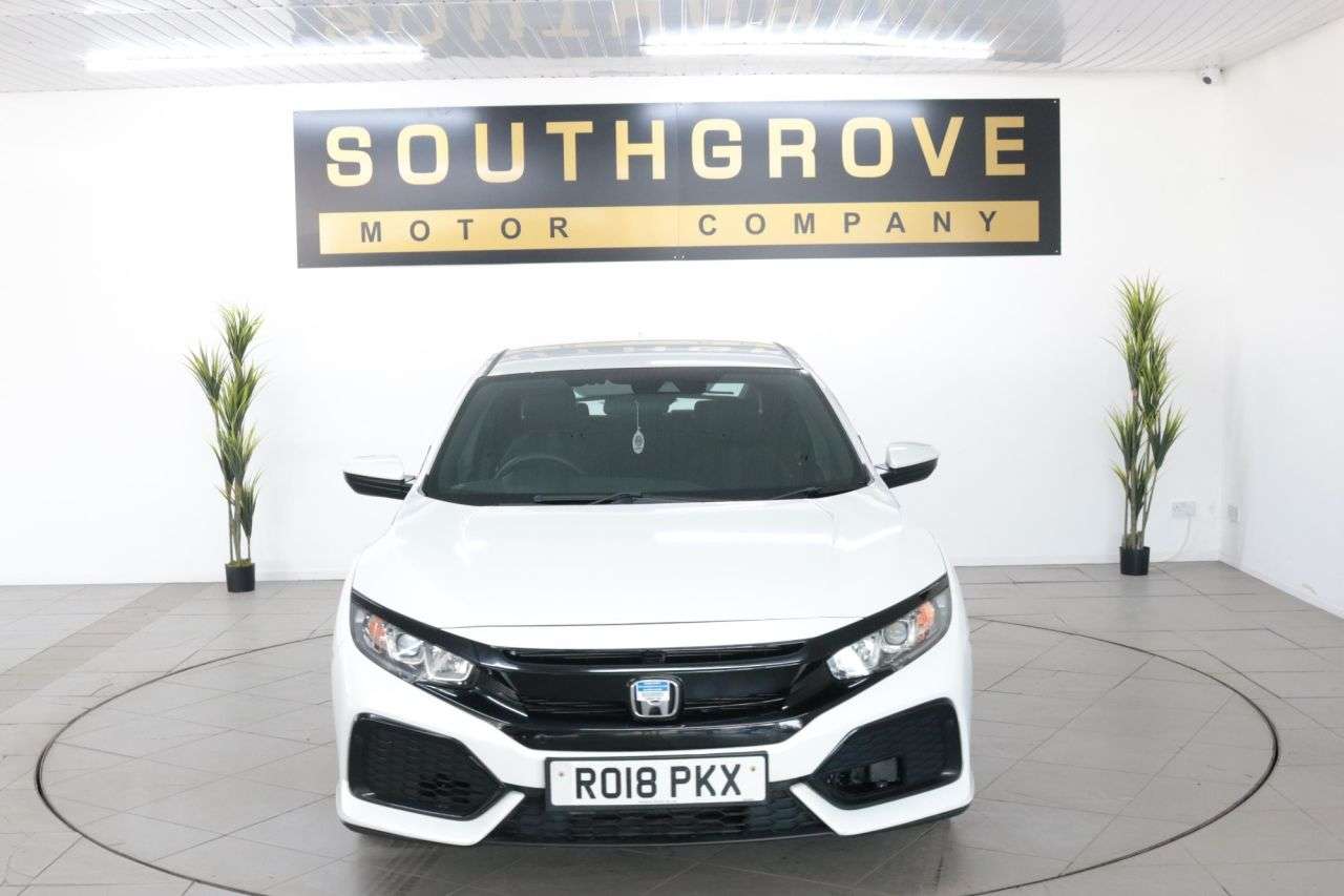 A 2018 HONDA CIVIC 1.0 VTEC Turbo SE Hatchback 5dr Petrol CVT Euro 6 (s/s) (126 ps) A 2018 HONDA CIVIC 1.0 VTEC Turbo SE Hatchback 5dr Petrol CVT Euro 6 (s/s) (126 ps)