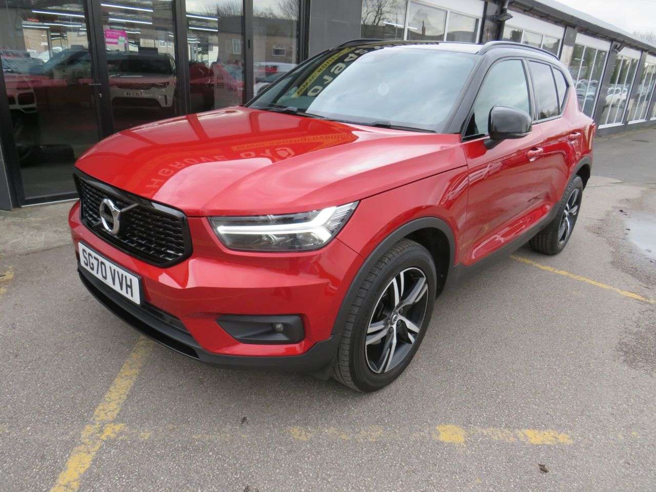 2021 VOLVO XC40 2021 VOLVO XC40