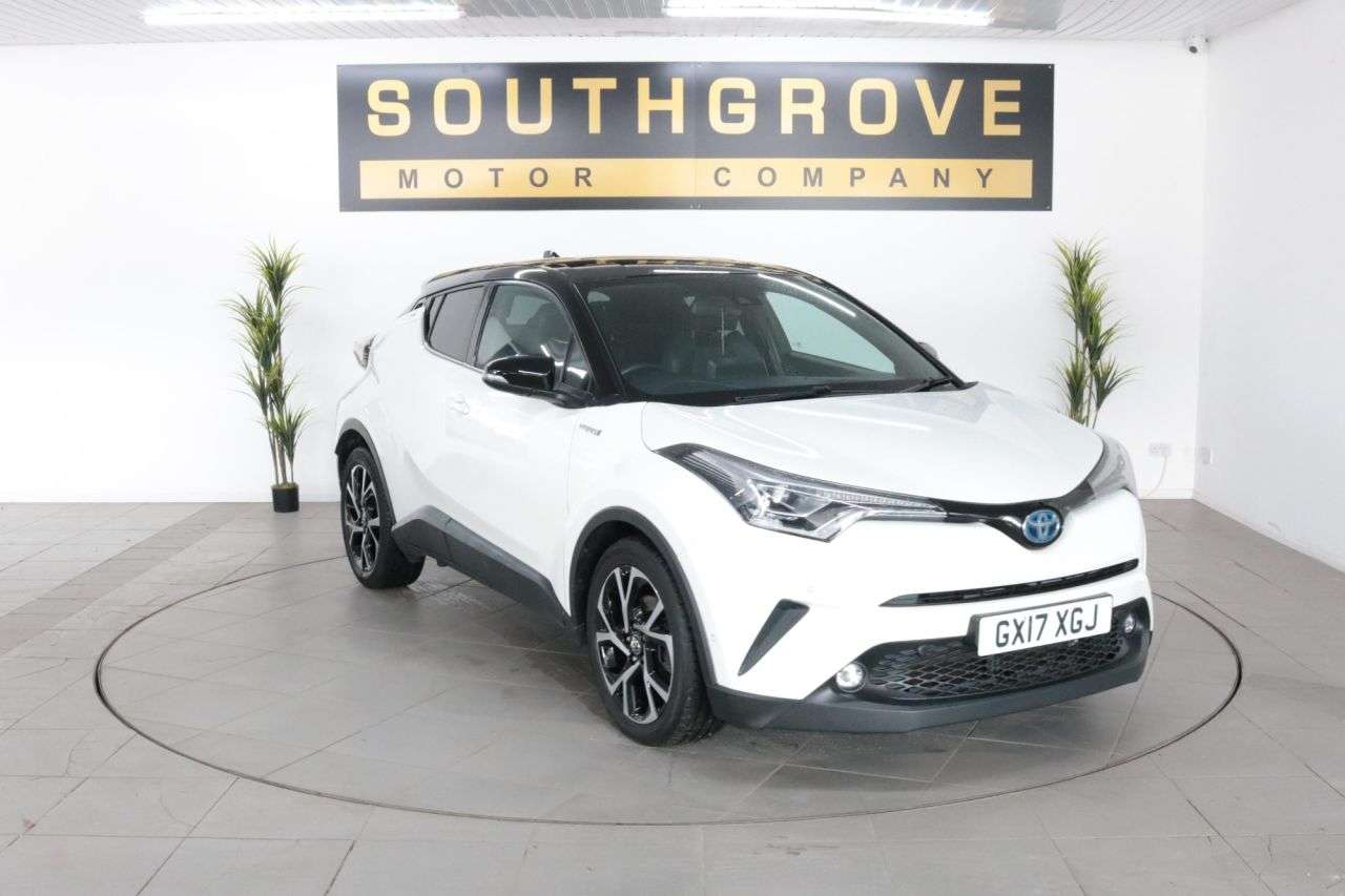 A 2017 TOYOTA C-HR 1.8 VVT-h Dynamic SUV 5dr Petrol Hybrid CVT Euro 6 (s/s) (122 ps) ** EXTEND A 2017 TOYOTA C-HR 1.8 VVT-h Dynamic SUV 5dr Petrol Hybrid CVT Euro 6 (s/s) (122 ps) ** EXTEND