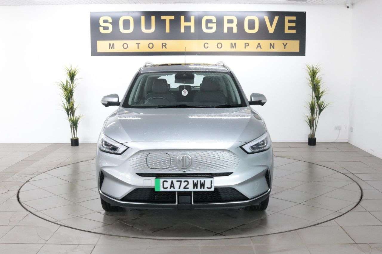 A 2022 MG MG ZS 72.6kWh Trophy Long Range SUV 5dr Electric Auto (156 ps) ** EXTENDED WARRAN A 2022 MG MG ZS 72.6kWh Trophy Long Range SUV 5dr Electric Auto (156 ps) ** EXTENDED WARRAN