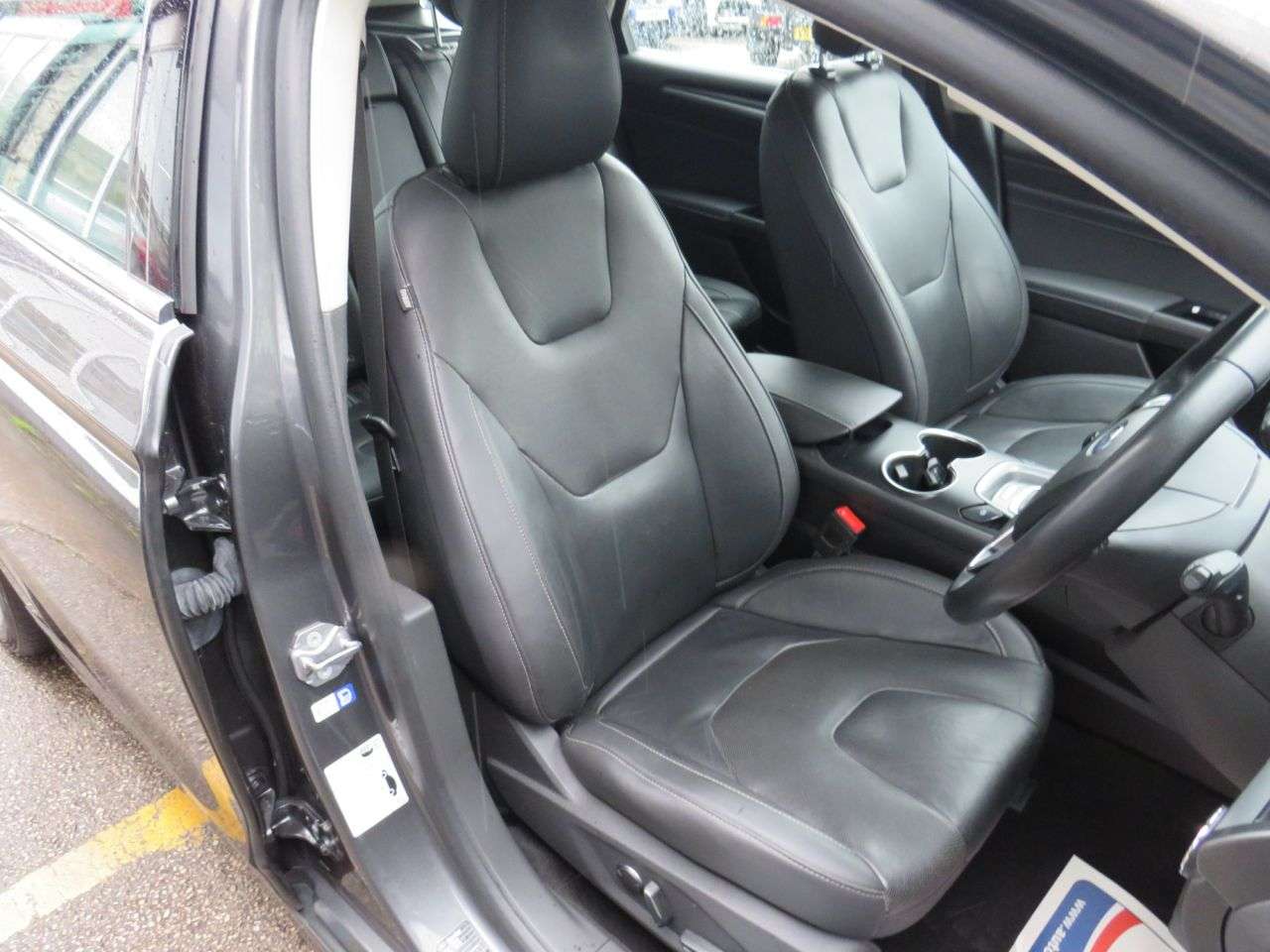 A 2019 FORD MONDEO 2.0 TDCi Titanium Edition Estate 5dr Diesel Manual Euro 6 (s/s) (150 ps) ** A 2019 FORD MONDEO 2.0 TDCi Titanium Edition Estate 5dr Diesel Manual Euro 6 (s/s) (150 ps) **