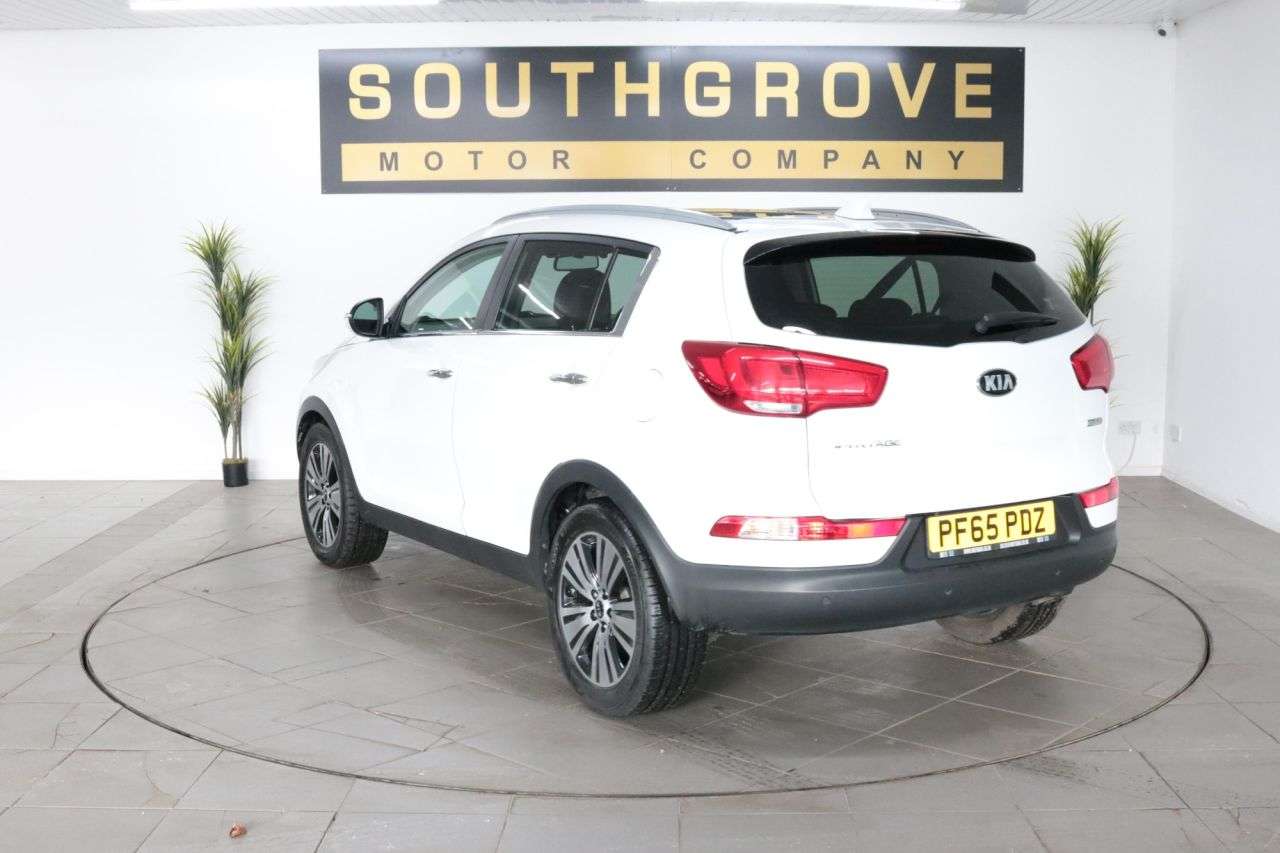 A 2016 KIA SPORTAGE 1.7 CRDi EcoDynamics 4 SUV 5dr Diesel Manual 2WD Euro 6 (s/s) (114 bhp) ** A 2016 KIA SPORTAGE 1.7 CRDi EcoDynamics 4 SUV 5dr Diesel Manual 2WD Euro 6 (s/s) (114 bhp) **