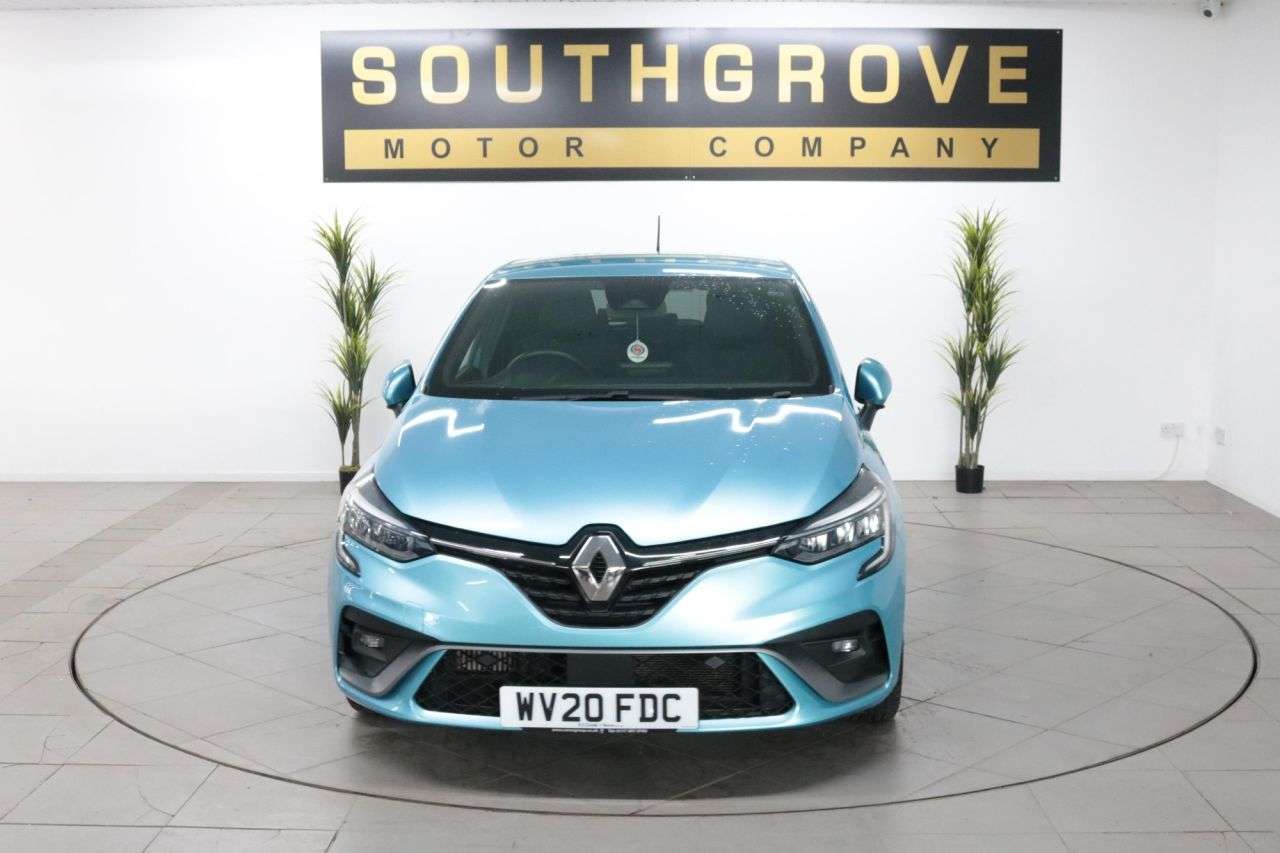 A 2020 RENAULT CLIO 1.0 TCe RS Line Hatchback 5dr Petrol Manual Euro 6 (s/s) (100 ps) ** EXTEND A 2020 RENAULT CLIO 1.0 TCe RS Line Hatchback 5dr Petrol Manual Euro 6 (s/s) (100 ps) ** EXTEND