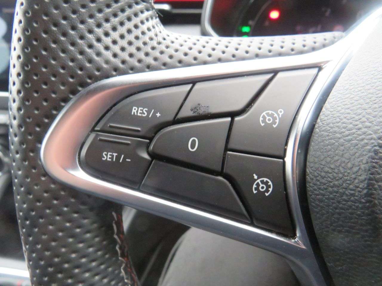 2020 RENAULT CLIO 2020 RENAULT CLIO