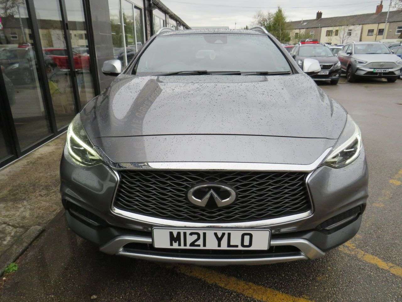 2017 INFINITI QX30 2017 INFINITI QX30