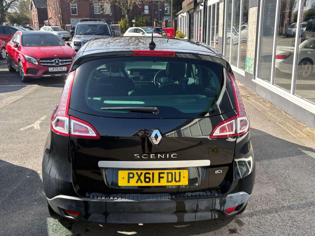 A 2011 RENAULT SCENIC 1.5 dCi Dynamique TomTom MPV 5dr Diesel Manual Euro 5 (110 ps) A 2011 RENAULT SCENIC 1.5 dCi Dynamique TomTom MPV 5dr Diesel Manual Euro 5 (110 ps)