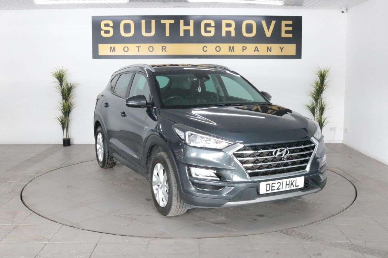 A 2021 HYUNDAI TUCSON 1.6 CRDi MHEV SE Nav SUV 5dr Diesel Hybrid Manual Euro 6 (s/s) (115 ps) * E A 2021 HYUNDAI TUCSON 1.6 CRDi MHEV SE Nav SUV 5dr Diesel Hybrid Manual Euro 6 (s/s) (115 ps) * E