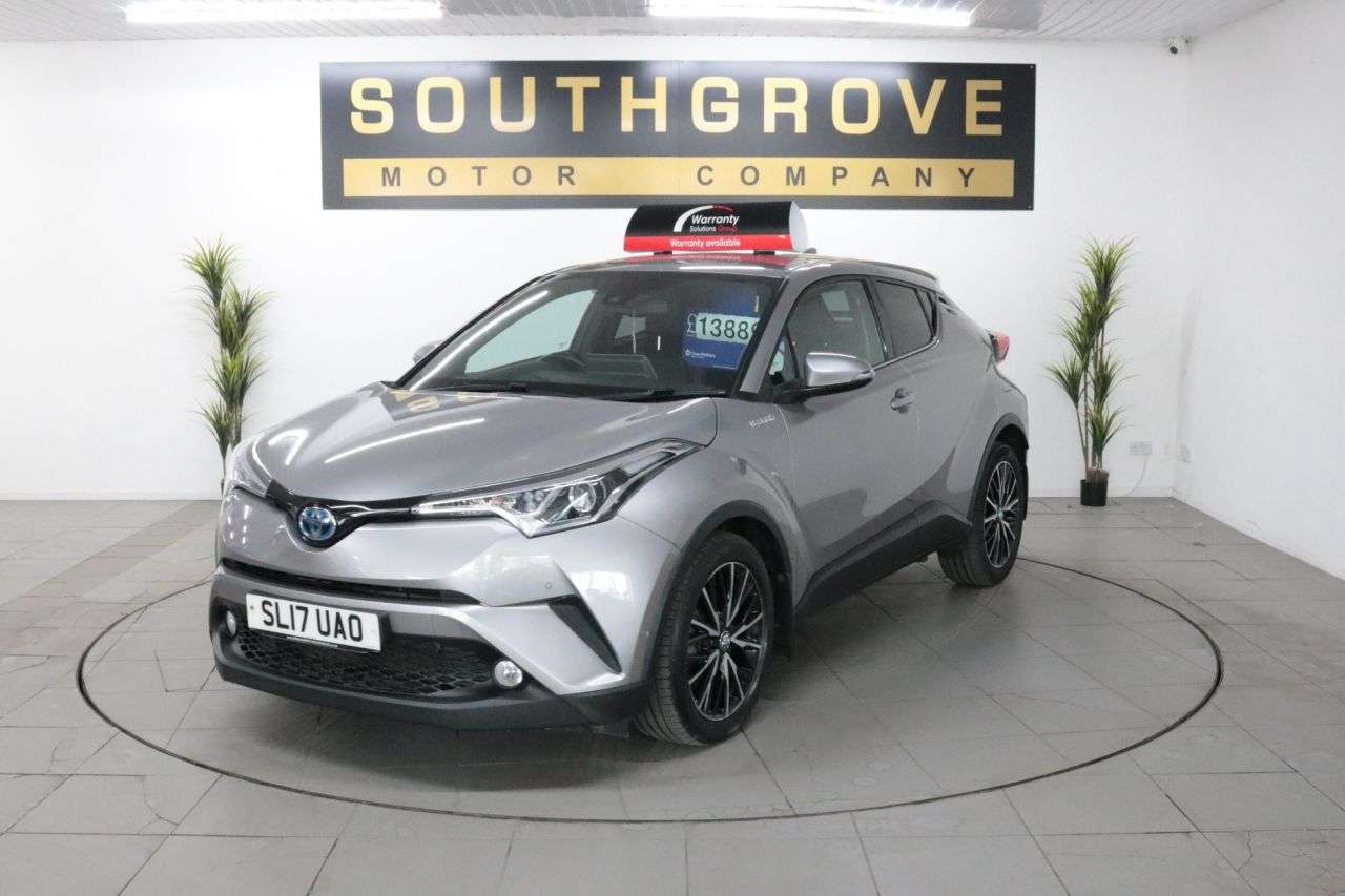 A 2017 TOYOTA C-HR 1.8 VVT-h Excel SUV 5dr Petrol Hybrid CVT Euro 6 (s/s) (122 ps) * EXTENDED A 2017 TOYOTA C-HR 1.8 VVT-h Excel SUV 5dr Petrol Hybrid CVT Euro 6 (s/s) (122 ps) * EXTENDED
