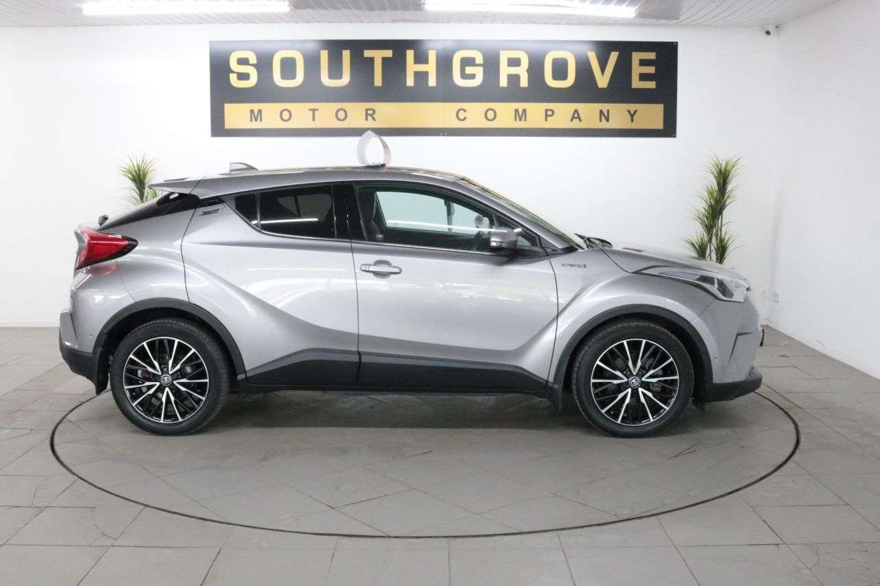 2017 TOYOTA C-HR 2017 TOYOTA C-HR