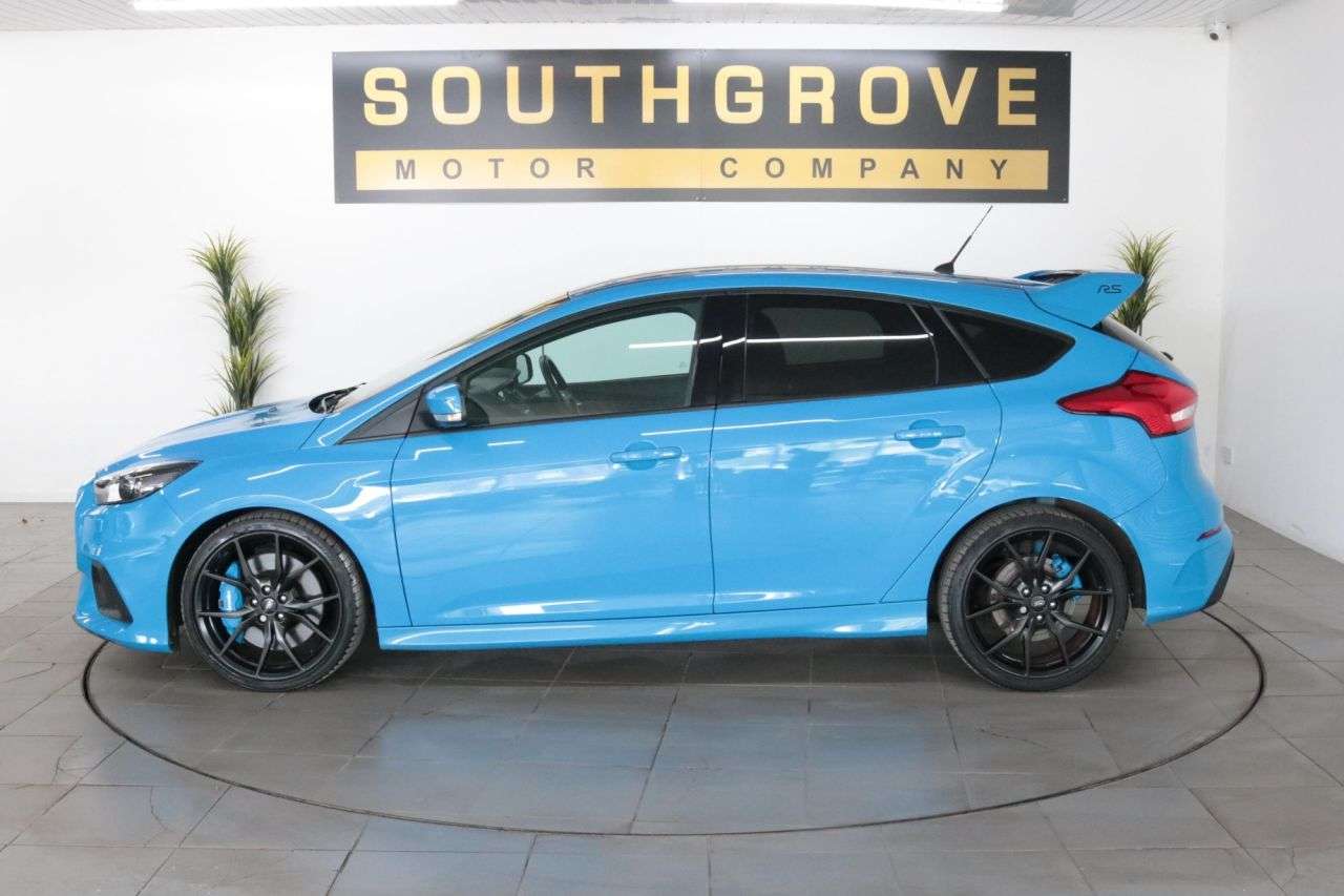 A 2017 FORD FOCUS 2.3T EcoBoost RS Hatchback 5dr Petrol Manual AWD Euro 6 (s/s) (350 ps) ** E A 2017 FORD FOCUS 2.3T EcoBoost RS Hatchback 5dr Petrol Manual AWD Euro 6 (s/s) (350 ps) ** E