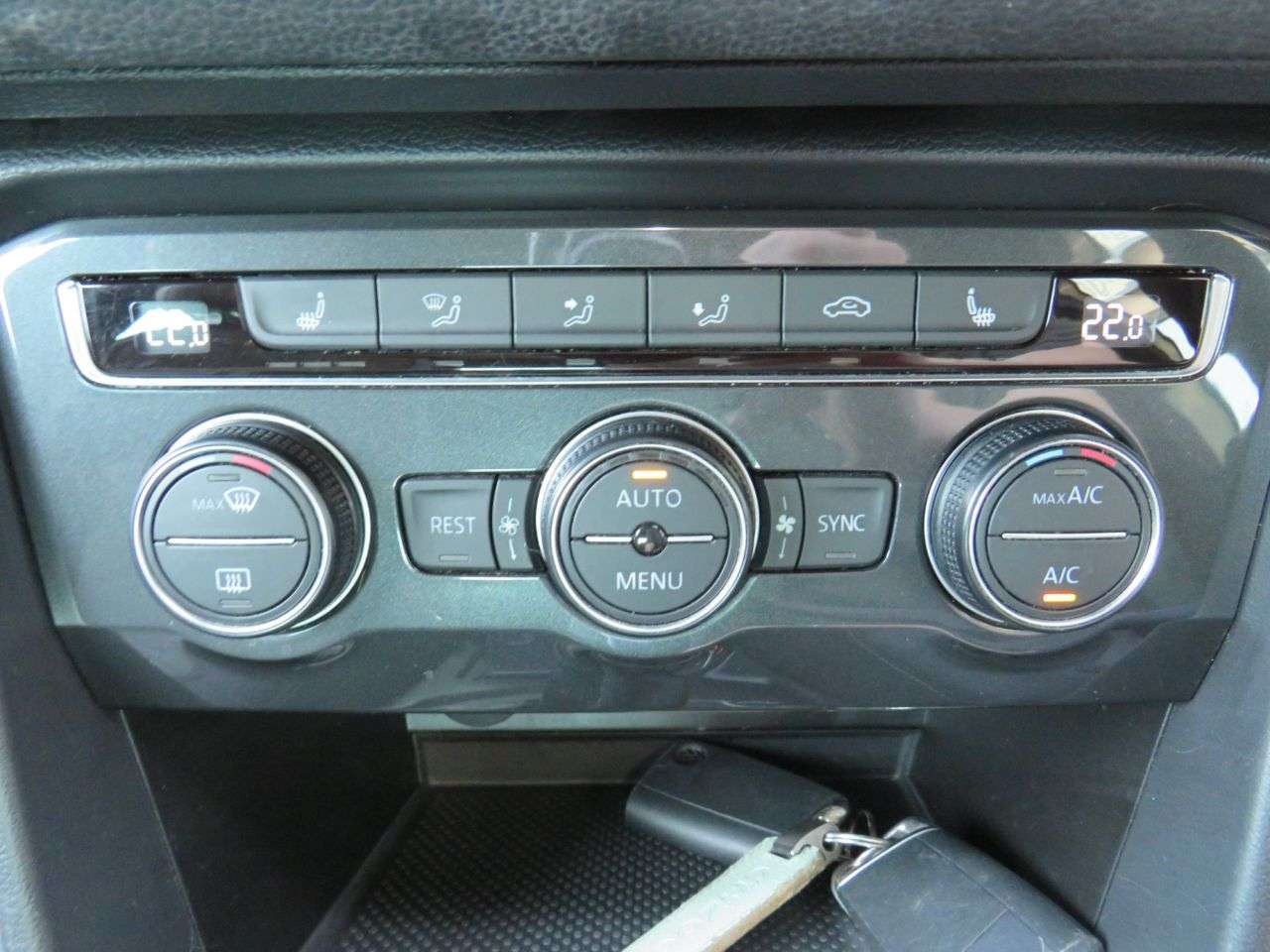 2019 VOLKSWAGEN TIGUAN 2019 VOLKSWAGEN TIGUAN
