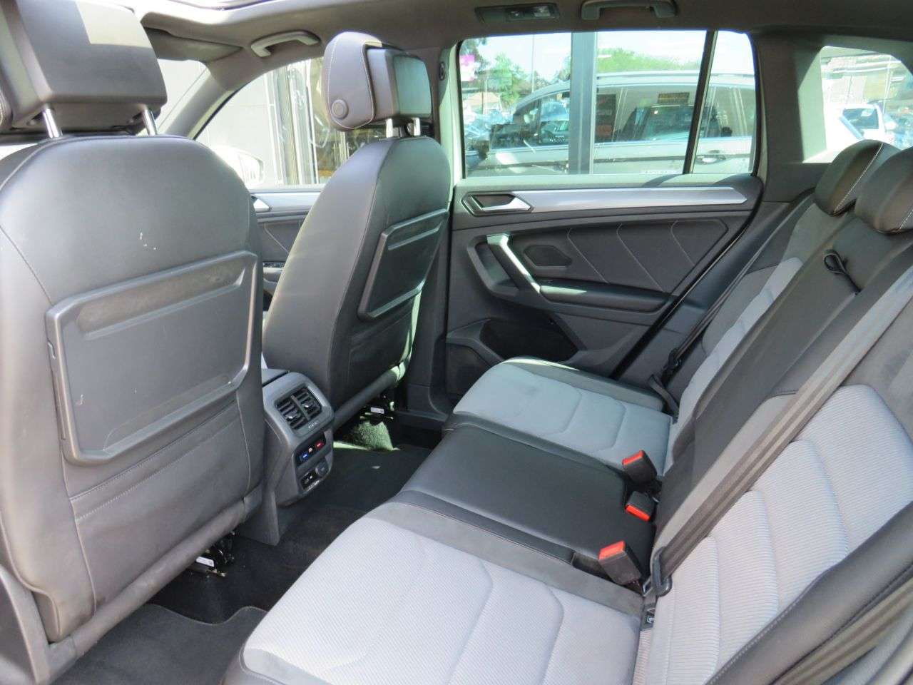 2019 VOLKSWAGEN TIGUAN 2019 VOLKSWAGEN TIGUAN