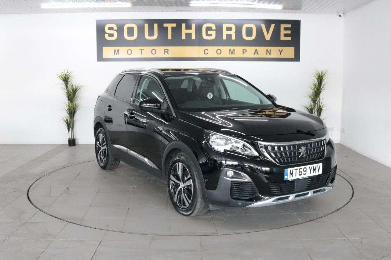 A 2019 PEUGEOT 3008 1.5 BlueHDi Allure SUV 5dr Diesel Manual Euro 6 (s/s) (130 ps) ** EXTENDED A 2019 PEUGEOT 3008 1.5 BlueHDi Allure SUV 5dr Diesel Manual Euro 6 (s/s) (130 ps) ** EXTENDED