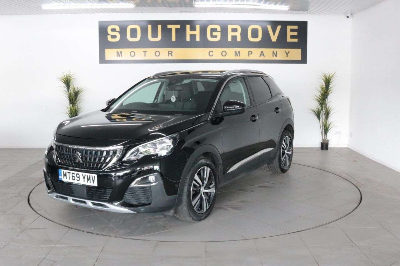 A 2019 PEUGEOT 3008 1.5 BlueHDi Allure SUV 5dr Diesel Manual Euro 6 (s/s) (130 ps) ** EXTENDED A 2019 PEUGEOT 3008 1.5 BlueHDi Allure SUV 5dr Diesel Manual Euro 6 (s/s) (130 ps) ** EXTENDED