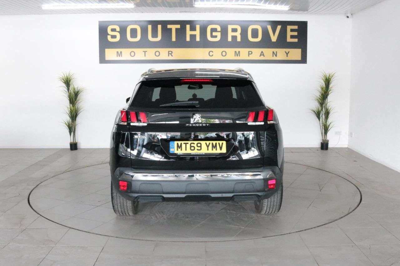 2019 PEUGEOT 3008 2019 PEUGEOT 3008