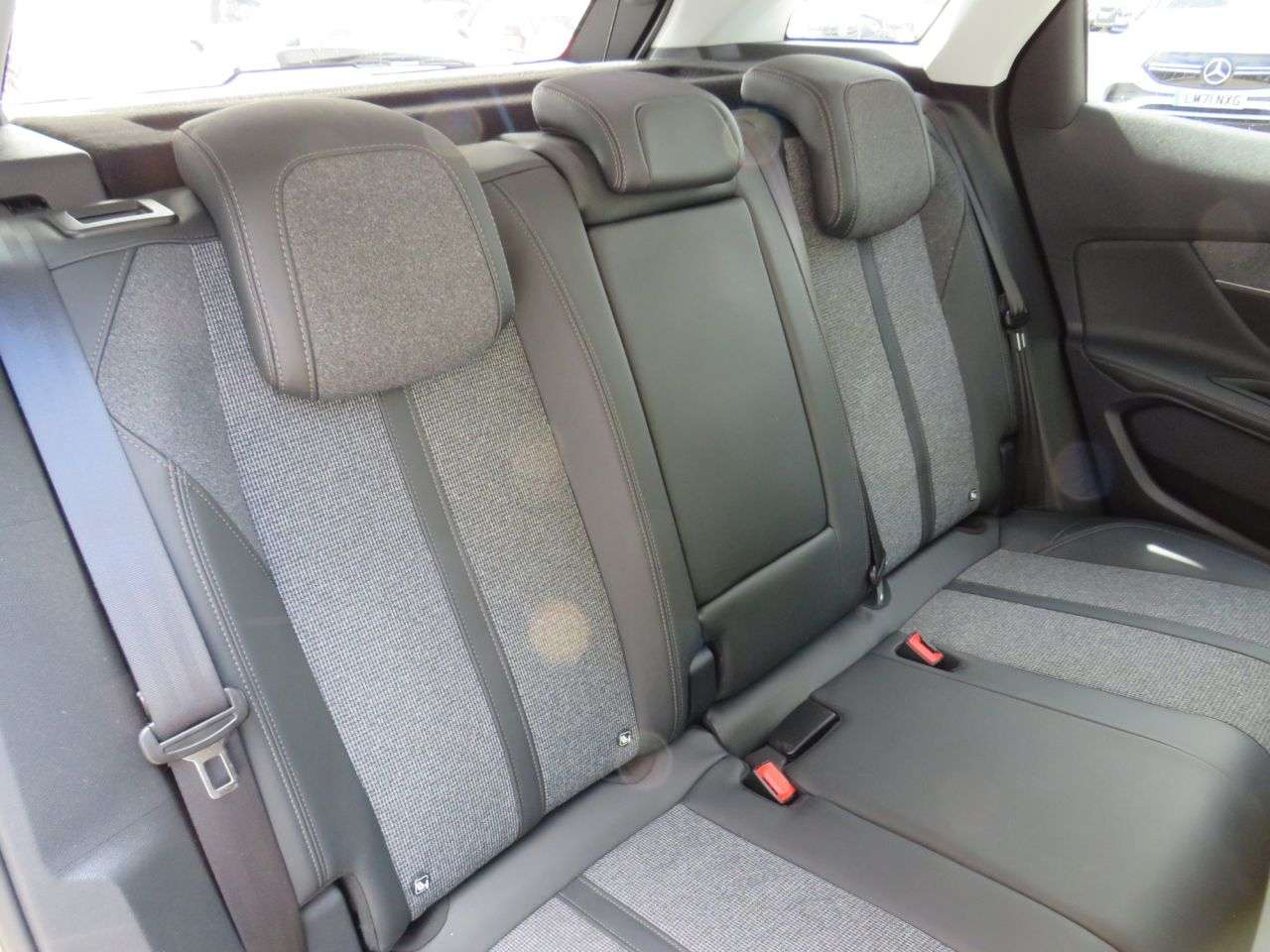 2019 PEUGEOT 3008 2019 PEUGEOT 3008