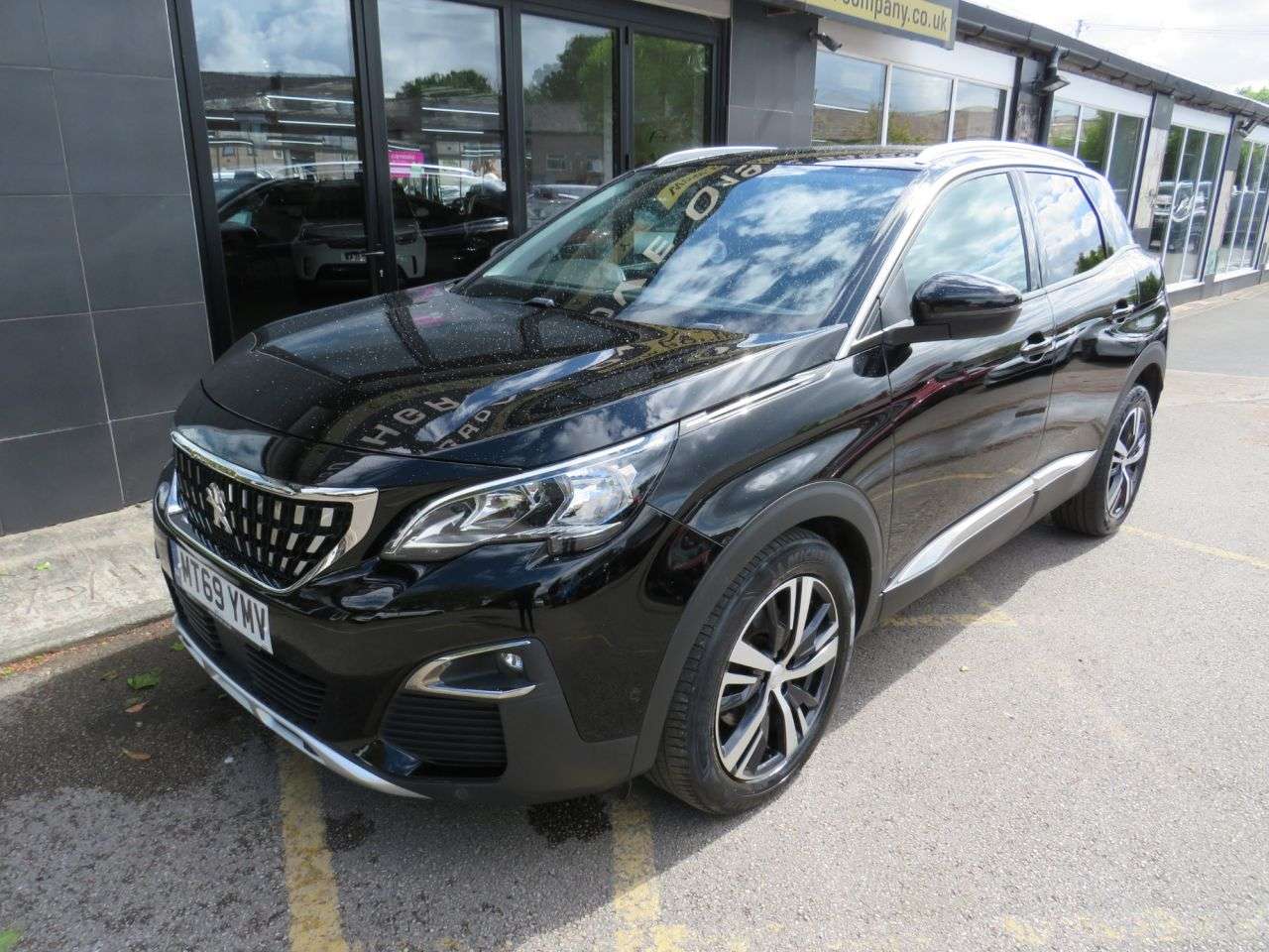 2019 PEUGEOT 3008 2019 PEUGEOT 3008