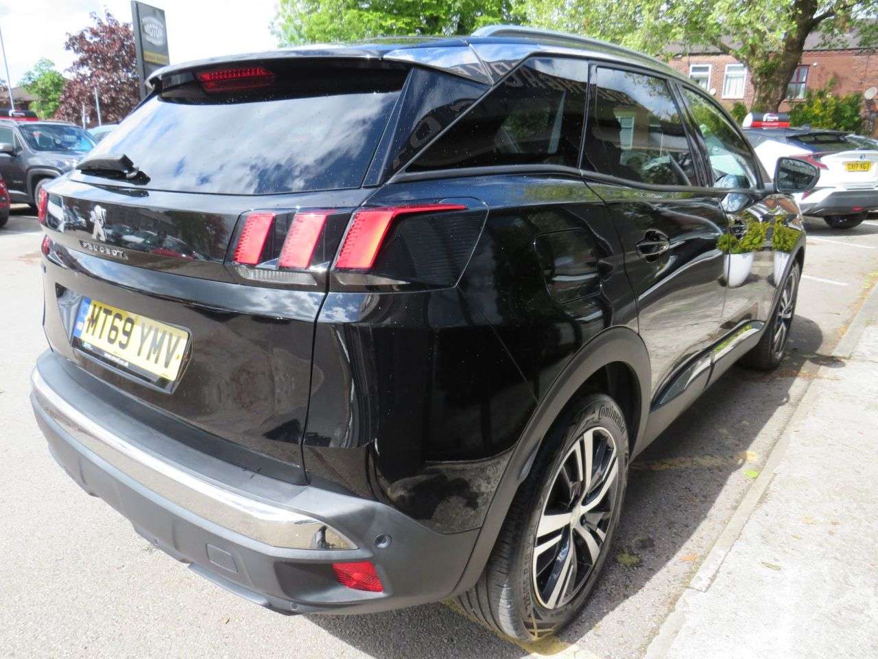 2019 PEUGEOT 3008 2019 PEUGEOT 3008