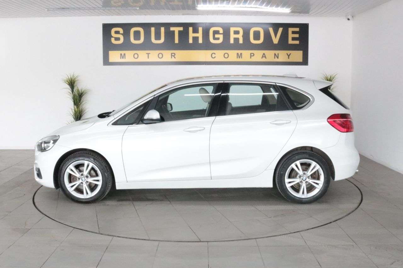 A 2015 BMW 2 SERIES ACTIVE TOURER 2.0 218d Luxury MPV 5dr Diesel Auto Euro 6 (s/s) (150 ps) ** EXTENDED WARRA A 2015 BMW 2 SERIES ACTIVE TOURER 2.0 218d Luxury MPV 5dr Diesel Auto Euro 6 (s/s) (150 ps) ** EXTENDED WARRA