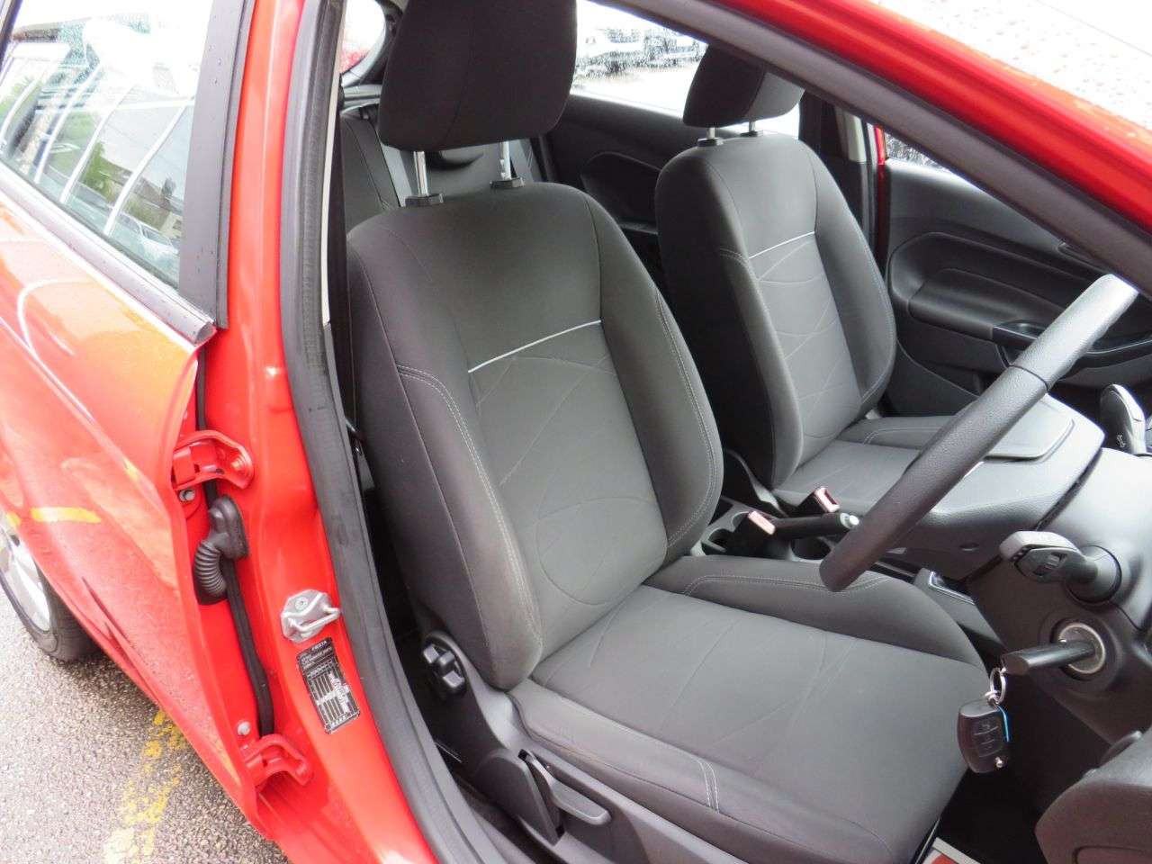A 2015 FORD FIESTA 1.25 Style Hatchback 5dr Petrol Manual Euro 6 (60 ps) ** EXTENDED WARRANTIE A 2015 FORD FIESTA 1.25 Style Hatchback 5dr Petrol Manual Euro 6 (60 ps) ** EXTENDED WARRANTIE