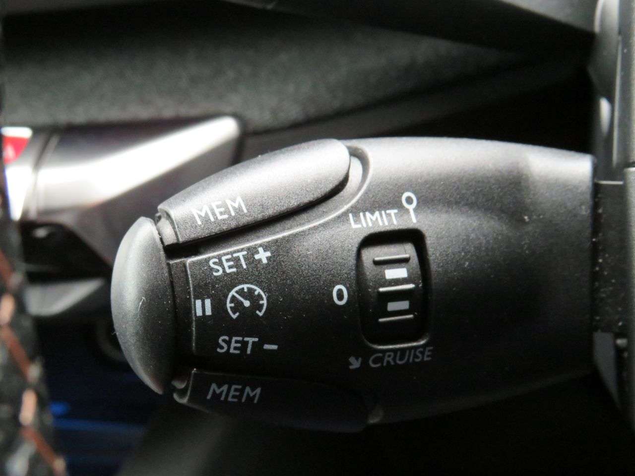 2018 PEUGEOT 3008 2018 PEUGEOT 3008