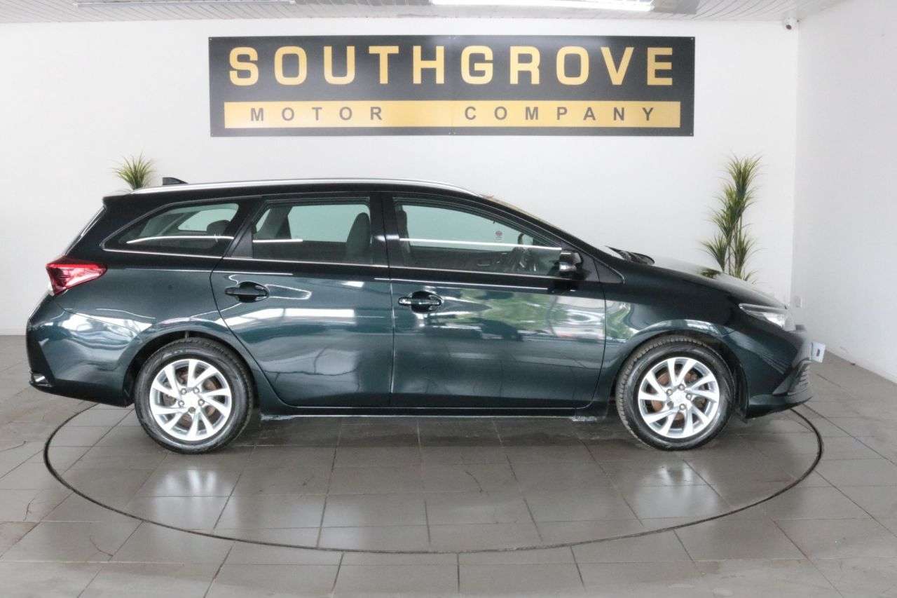 2016 TOYOTA AURIS 2016 TOYOTA AURIS