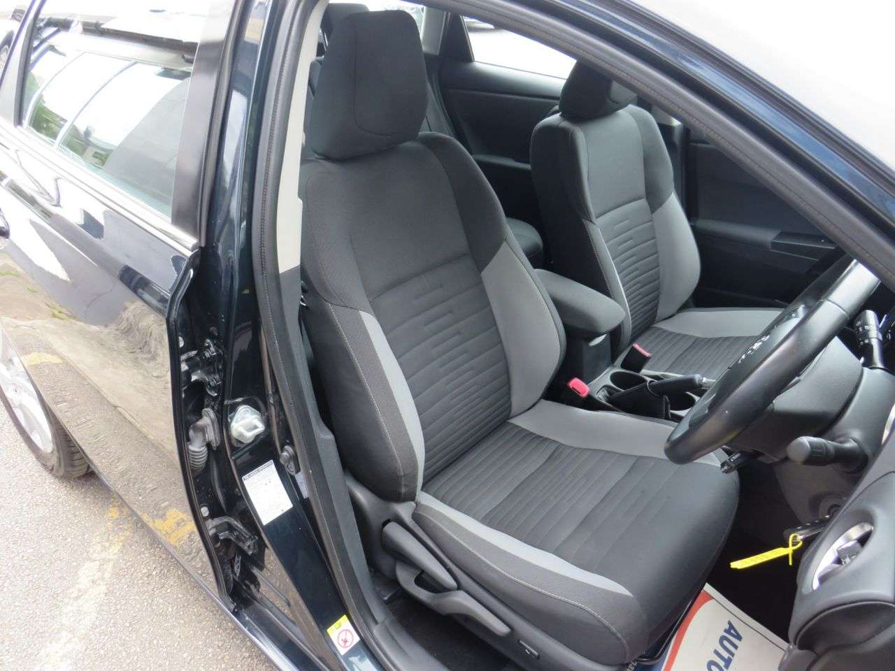 2016 TOYOTA AURIS 2016 TOYOTA AURIS