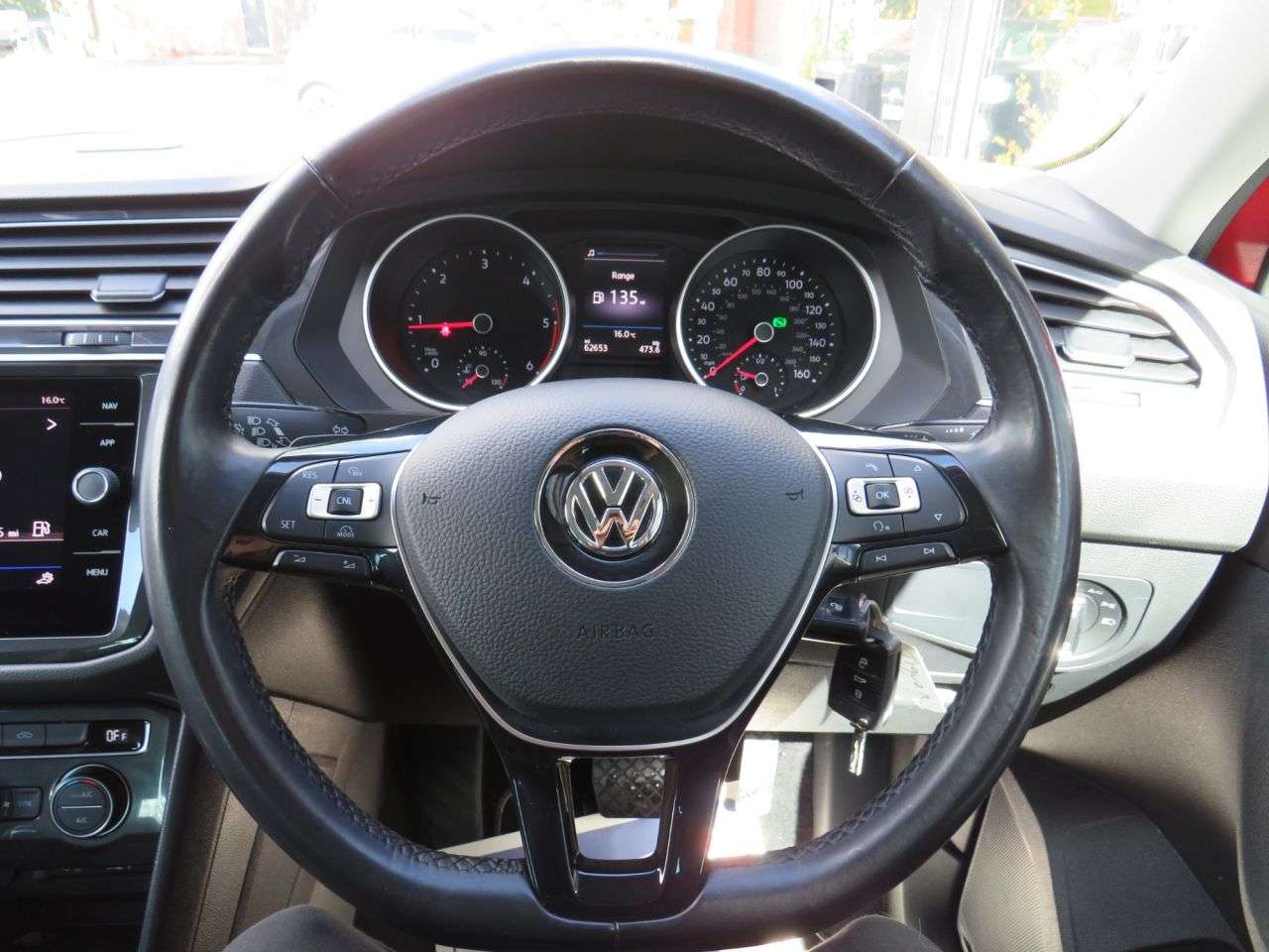 2017 VOLKSWAGEN TIGUAN 2017 VOLKSWAGEN TIGUAN