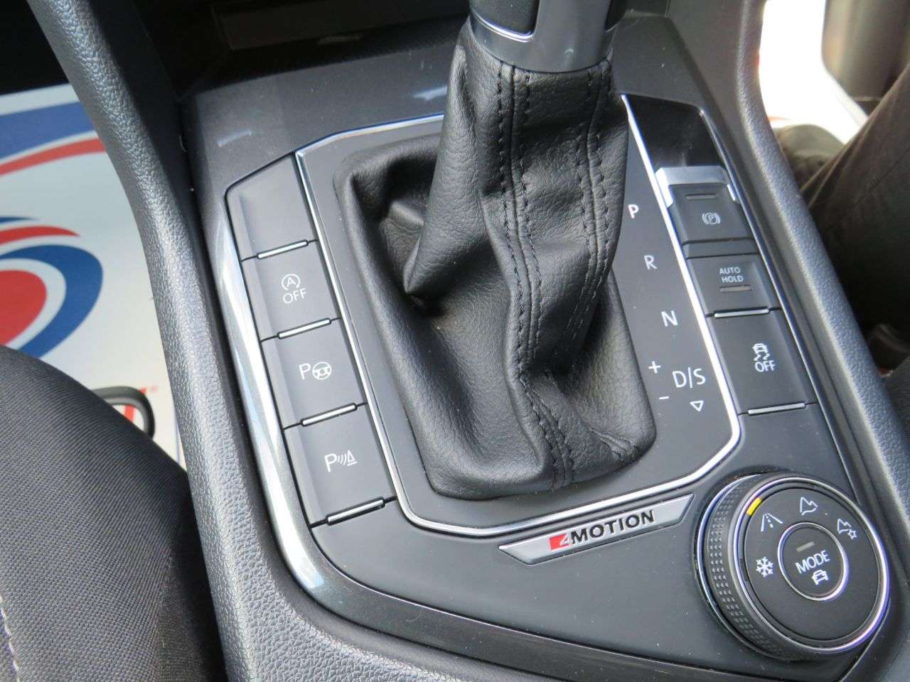 2017 VOLKSWAGEN TIGUAN 2017 VOLKSWAGEN TIGUAN