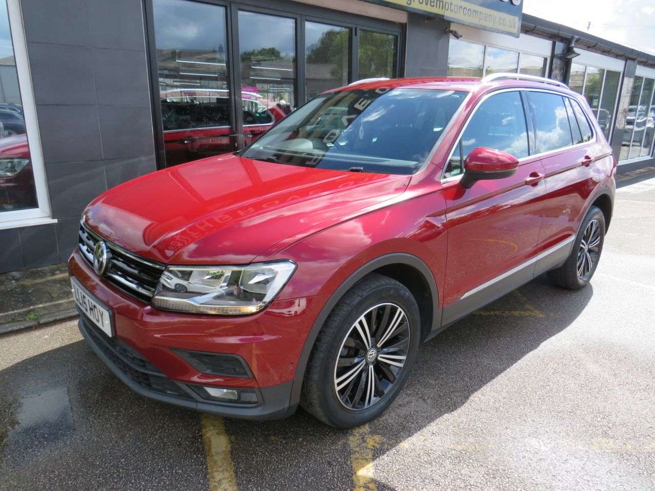 2017 VOLKSWAGEN TIGUAN 2017 VOLKSWAGEN TIGUAN