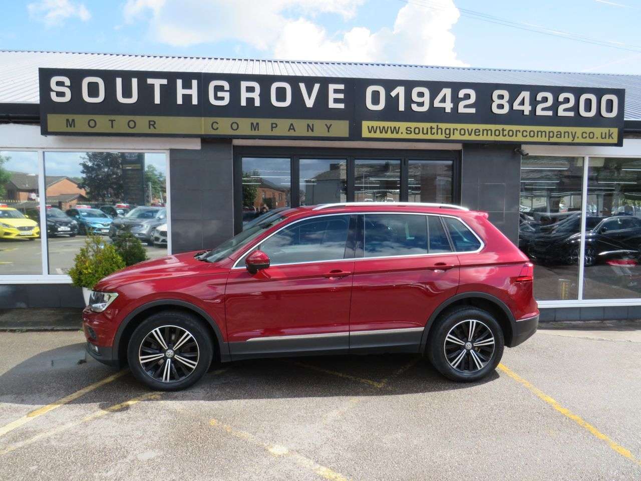 2017 VOLKSWAGEN TIGUAN 2017 VOLKSWAGEN TIGUAN