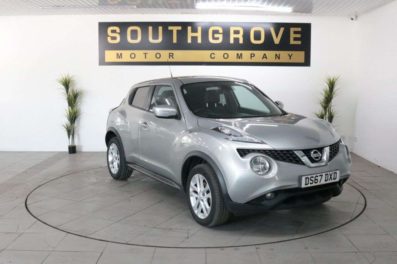 A 2017 NISSAN JUKE 1.2 DIG-T N-Connecta SUV 5dr Petrol Manual Euro 6 (s/s) (115 ps) A 2017 NISSAN JUKE 1.2 DIG-T N-Connecta SUV 5dr Petrol Manual Euro 6 (s/s) (115 ps)