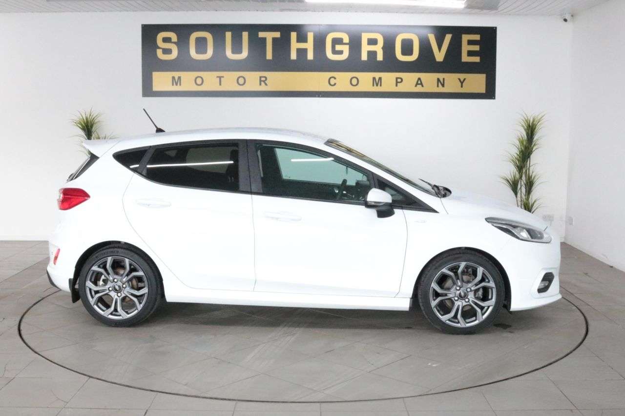 A 2019 FORD FIESTA 1.0T EcoBoost GPF ST-Line Hatchback 5dr Petrol Manual Euro 6 (s/s) (125 ps) A 2019 FORD FIESTA 1.0T EcoBoost GPF ST-Line Hatchback 5dr Petrol Manual Euro 6 (s/s) (125 ps)