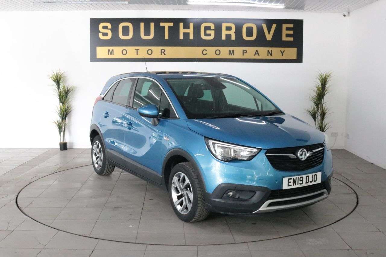 A 2019 VAUXHALL CROSSLAND X 1.5 Turbo D ecoTEC Tech Line Nav SUV 5dr Diesel Manual Euro 6 (s/s) (102 ps A 2019 VAUXHALL CROSSLAND X 1.5 Turbo D ecoTEC Tech Line Nav SUV 5dr Diesel Manual Euro 6 (s/s) (102 ps