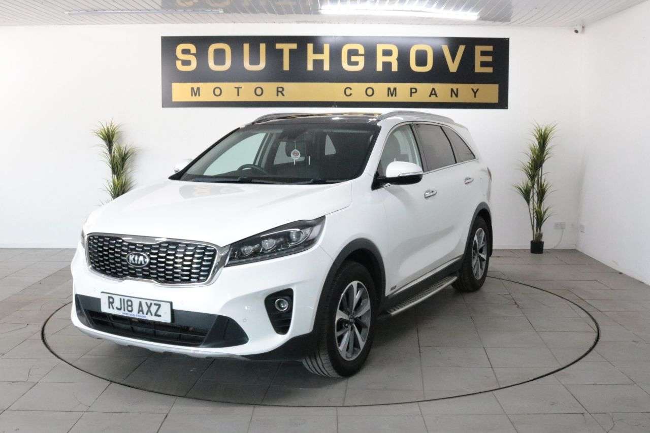 A 2018 KIA SORENTO 2.2 CRDi KX-3 SUV 5dr Diesel Manual AWD Euro 6 (s/s) (197 bhp) A 2018 KIA SORENTO 2.2 CRDi KX-3 SUV 5dr Diesel Manual AWD Euro 6 (s/s) (197 bhp)
