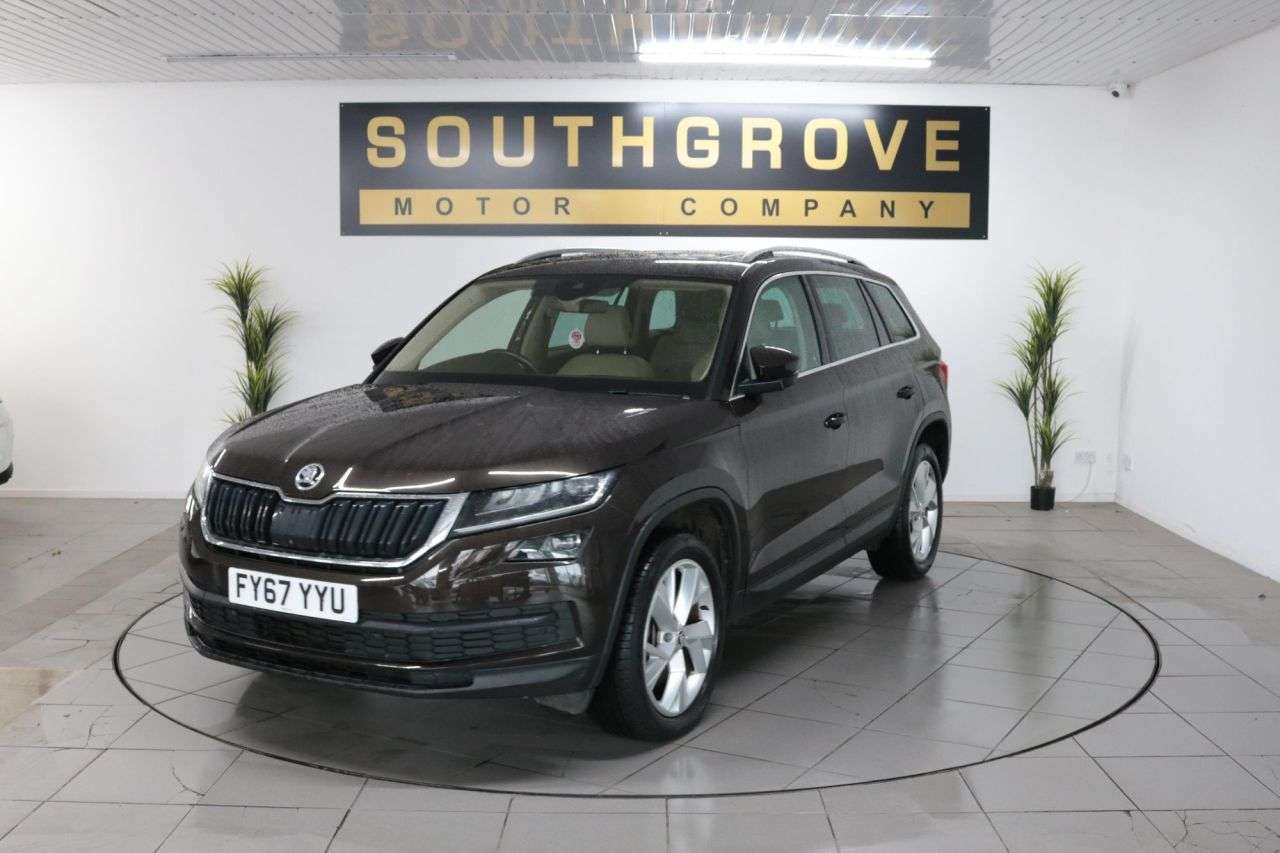 A 2017 SKODA KODIAQ 2.0 TSI Edition SUV 5dr Petrol DSG 4WD Euro 6 (s/s) (5 Seat) (180 ps) ** EX A 2017 SKODA KODIAQ 2.0 TSI Edition SUV 5dr Petrol DSG 4WD Euro 6 (s/s) (5 Seat) (180 ps) ** EX