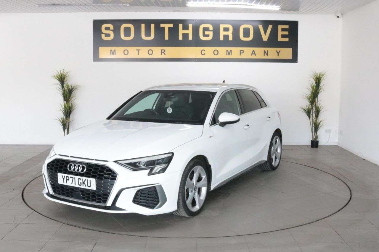 A 2021 AUDI A3 1.0 TFSI 30 S line Sportback 5dr Petrol Manual Euro 6 (s/s) (110 ps) ** EXT A 2021 AUDI A3 1.0 TFSI 30 S line Sportback 5dr Petrol Manual Euro 6 (s/s) (110 ps) ** EXT