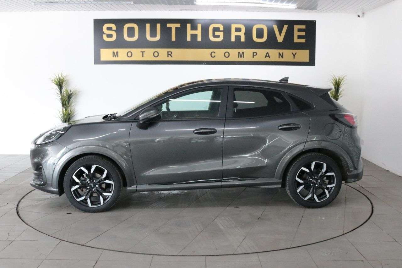 A 2022 FORD PUMA 1.0T EcoBoost MHEV ST-Line X SUV 5dr Petrol Hybrid Manual Euro 6 (s/s) (155 A 2022 FORD PUMA 1.0T EcoBoost MHEV ST-Line X SUV 5dr Petrol Hybrid Manual Euro 6 (s/s) (155