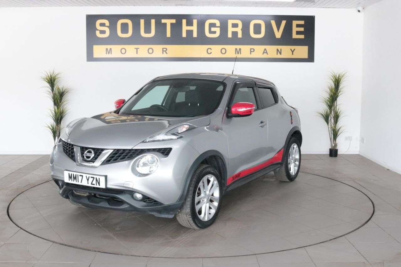 A 2017 NISSAN JUKE 1.6 N-Connecta SUV 5dr Petrol XTRON Euro 6 (117 ps) * EXTENDED WARRANTIES A A 2017 NISSAN JUKE 1.6 N-Connecta SUV 5dr Petrol XTRON Euro 6 (117 ps) * EXTENDED WARRANTIES A
