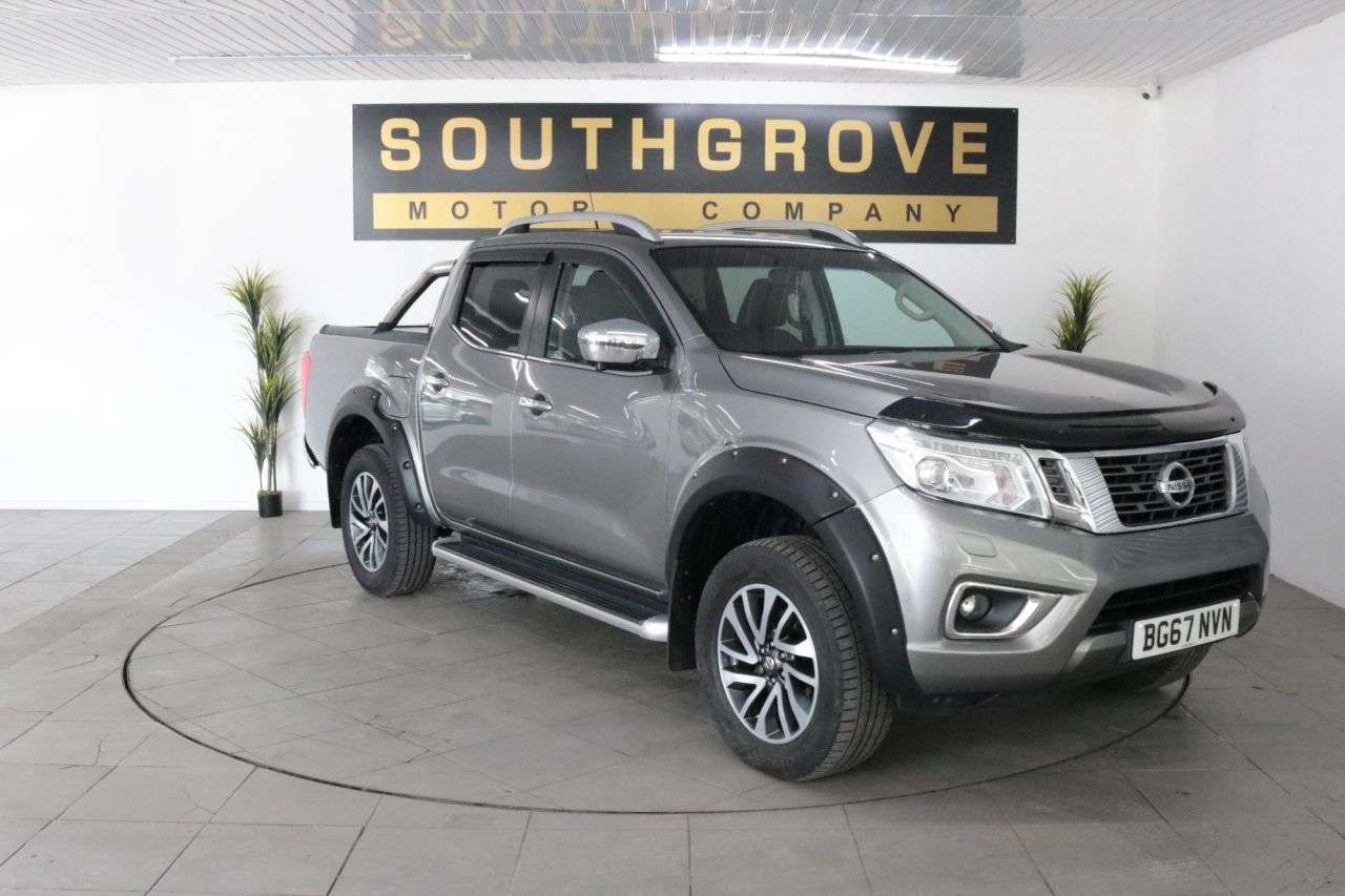 A 2017 NISSAN NAVARA 2.3 dCi Tekna Pickup Double Cab 4dr Diesel Auto 4WD Euro 6 (190 ps) ** EXTE A 2017 NISSAN NAVARA 2.3 dCi Tekna Pickup Double Cab 4dr Diesel Auto 4WD Euro 6 (190 ps) ** EXTE