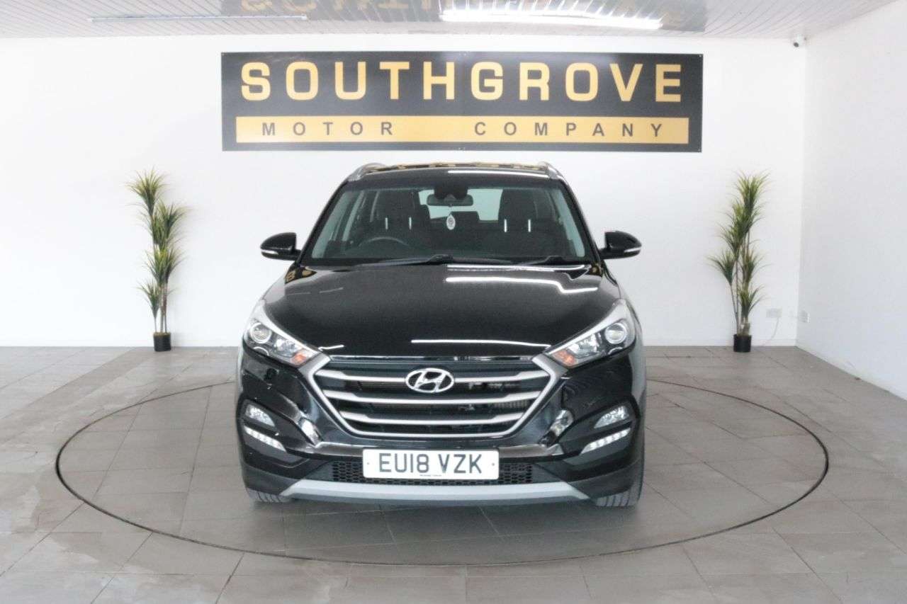 A 2018 HYUNDAI TUCSON 1.7 CRDi Blue Drive SE Nav SUV 5dr Diesel Manual Euro 6 (s/s) (116 ps) ** E A 2018 HYUNDAI TUCSON 1.7 CRDi Blue Drive SE Nav SUV 5dr Diesel Manual Euro 6 (s/s) (116 ps) ** E