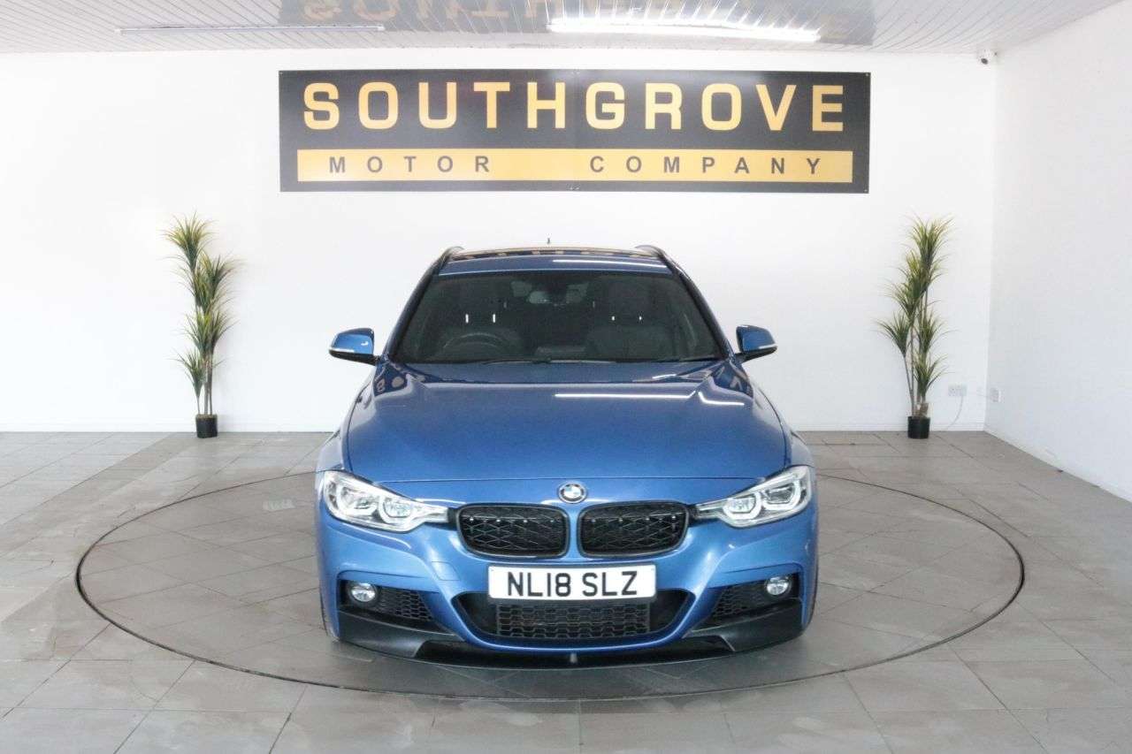 A 2018 BMW 3 SERIES 2.0 320i M Sport Touring 5dr Petrol Auto xDrive Euro 6 (s/s) (184 ps) * EXT A 2018 BMW 3 SERIES 2.0 320i M Sport Touring 5dr Petrol Auto xDrive Euro 6 (s/s) (184 ps) * EXT